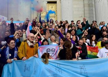 Aprueban una reforma a la ley del aborto que amplía los derechos de las mujeres en España