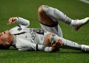 Kylian Mbappé sufrió una lesión que lo marginaría del cruce ante Bayern Múnich por la Champions League