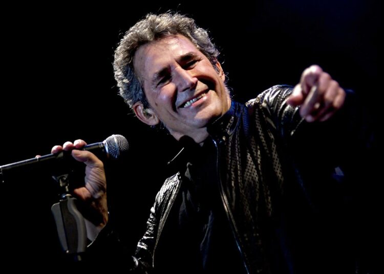 El cantautor español Miguel Ríos se lanza contra Shakira por su canción dedicada a Piqué