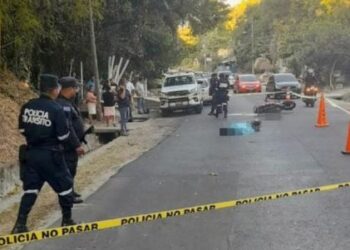Motociclista muere al intentar rebasar carril en Suchitoto