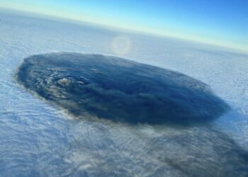 (VIDEO) Imágenes de la nube tóxica que cubre Ohio, es la más grande del mundo