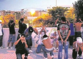 Operativo de la policía en Barcelona contra las maras salvadoreñas advierte que las pandillas estarían instalándose en España