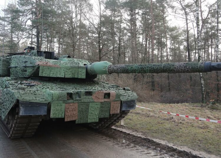 Polonia anuncia que ha enviado ya los primeros tanques «Leopard 2» a Ucrania