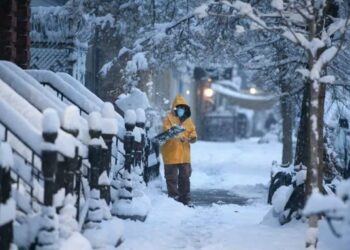 Millones de personas se preparan para una gran tormenta invernal de costa a costa en Estados Unidos