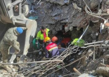 Muertes por terremotos en Turquía y Siria sobrepasan las 40.000