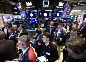 Manejo de la deuda externa en El Salvador destaca a nivel internacional