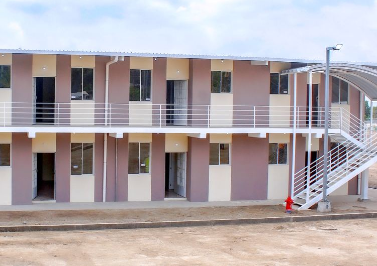 Avanza en Proyecto La Bretaña para familias de El Cacao 1 y 10 de Octubre