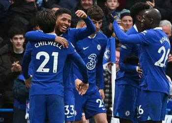 Chelsea doblega a Dortmund y avanza a cuartos