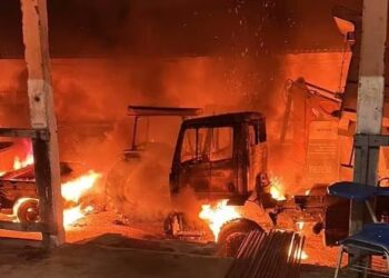 Ola de ataques criminales en 28 ciudades en Brasil