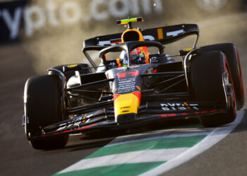 Max Verstappen sufrió un problema y saldrá en el 15° lugar en el GP de Arabia Saudita