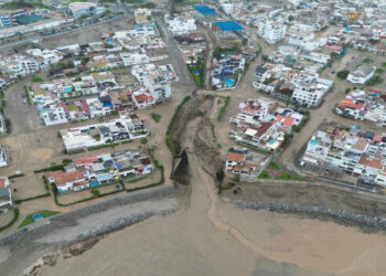 Lluvias han dejado 65 muertos y miles damnificados en Perú