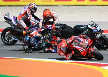 (VIDEO) Dramático accidente de Marc Márquez en el MotoGP