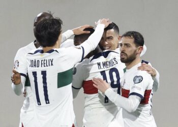 Portugal golea 6-0 a Luxemburgo y camina con paso firme a la Eurocopa