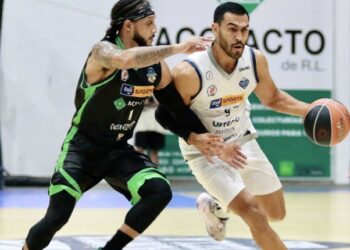 ITD Santa Tecla recupera el liderato de la LMB