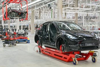 Gobernador de Nuevo León espera 35.000 empleos por planta Tesla en México