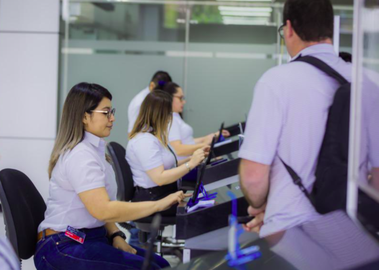 Autoridades lanzaron la Declaración Electrónica para Viajeros, una herramienta que agilizará el ingreso al país