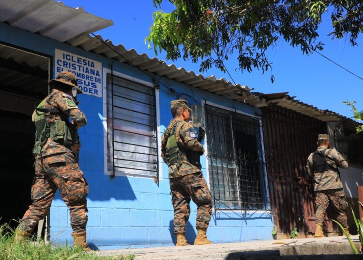Cercos de seguridad garantizan la paz y tranquilidad de la población