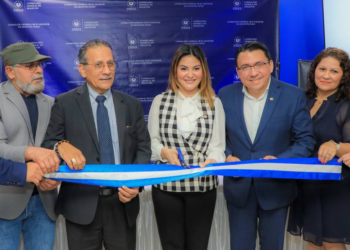 Inauguran quiosco de atención de la Defensoría del Consumidor en consulado de Houston, Texas