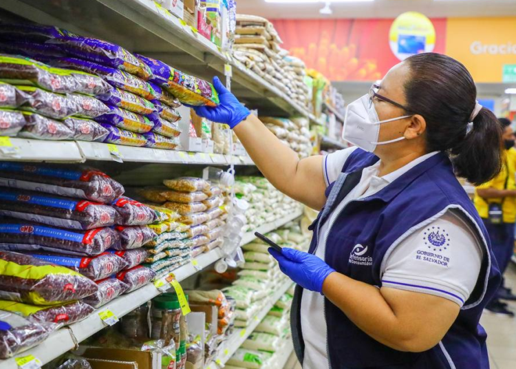 Defensoría verificará alimentos vencidos que estén venta