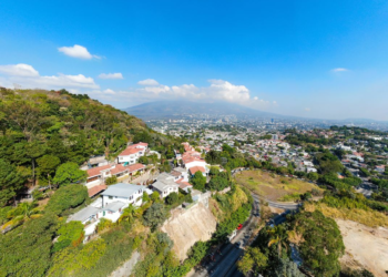 Avanzan obras de mitigación en bulevar Luis Poma, San Salvador
