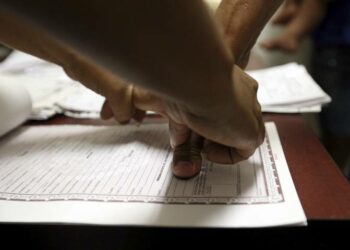 Estos son los apellidos que la gente se cambia porque los avergüenzan