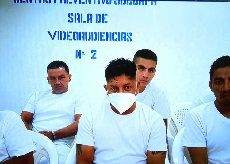 Instalan vista pública de seis extranjeros por tráfico de drogas