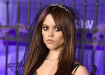 Jenna Ortega recibe duros ataques de un famoso productor de Hollywood