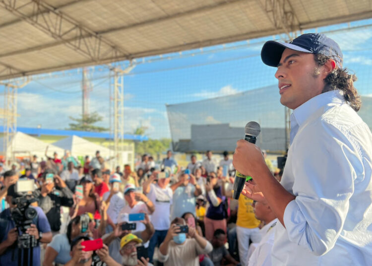 Fiscalía colombiana investiga a hijo de Petro por posible lavado de activos