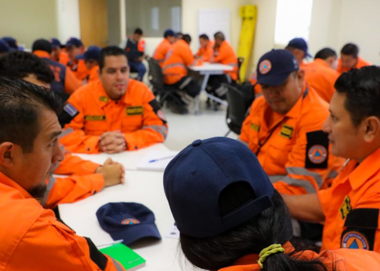Gobierno fortalece capacidades de respuesta de Protección Civil ante diferentes emergencias
