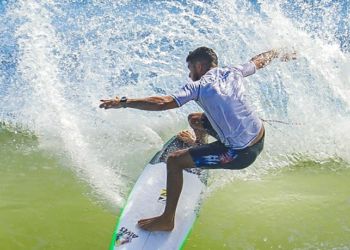 El país proyecta 2.9 millones de turistas en 2023, de ellos, más de 15,000 vendrán por los torneos de surf