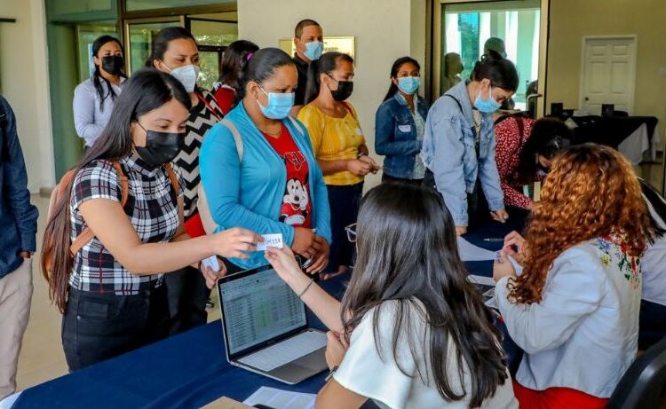 Relaciones Exteriores realiza jornada de entrevistas a candidatos para trabajos temporales en EE.UU.