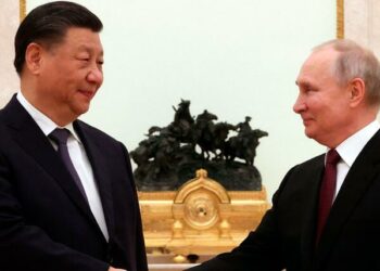 Xi invita a Putin a visitar China: “Somos grandes potencias vecinas”