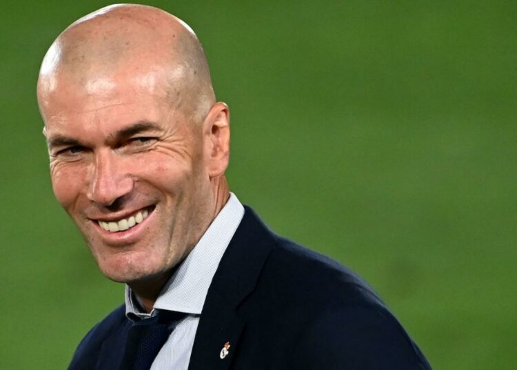 Los dos posibles destinos de Zinedine Zidane, uno sería con campeón mundial