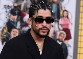 Una exnovia de Bad Bunny lo demanda por 40 millones de dólares por utilizar sin permiso su voz en dos canciones