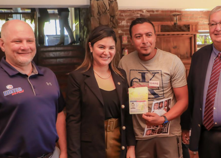 Por tercera ocasión, colocan a salvadoreños en puestos de trabajos en empresa pesquera de EE.UU.