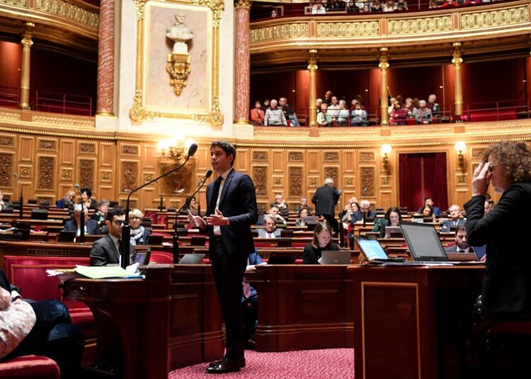 Oposición francesa presenta una moción de censura multipartidista por la reforma de las pensiones