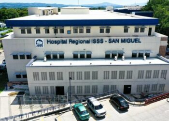 8 hospitales y 15 unidades médicas del ISSS darán atención las 24 horas del día, todos los días