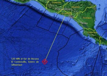 Fuerza Naval incauta embarcación con 1.2 toneladas de cocaína valorada en $30 millones