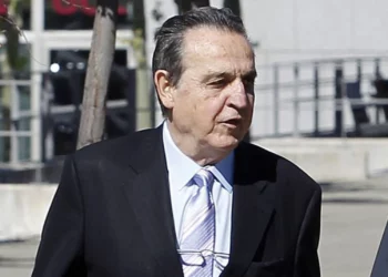 Hacienda embarga al vicepresidente de árbitros José María Negreira su único patrimonio, un Peugeot 208