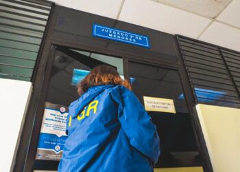 La adolescente que apuñaló a un compañero de clases de 13 años, recibirá tratamiento de salud mental