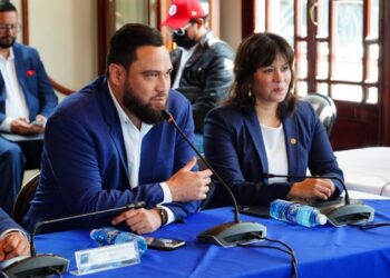 Mario Durán acude a la Asamblea para impulsar la creación de la Autoridad de Planificación del Centro Histórico