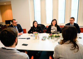 Funcionarias de Gobierno se reúnen con presidentes de comisiones del Parlamento Europeo