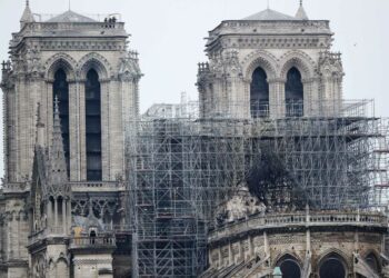 El incendio en la catedral de Notre Dame de París revela un nuevo detalle de su construcción