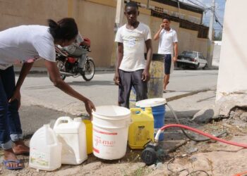 ONU alerta de «riesgo inminente» de crisis mundial por escasez de agua