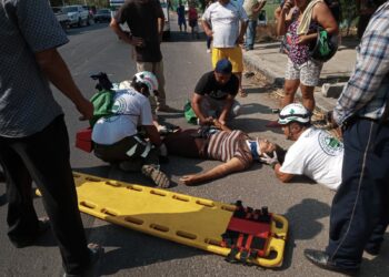 Mujer que iba al mercado a realizar compras fue arrollada por un motociclista en El Paisnal