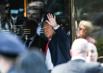 Donald Trump se entregará en un proceso penal histórico en EEUU