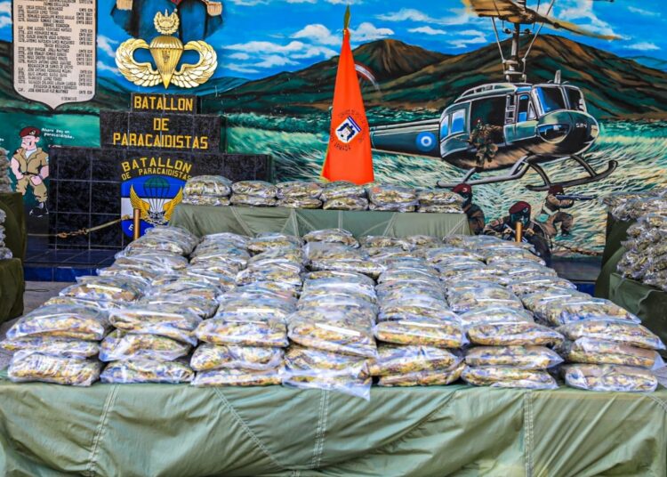 FAES recibe más de 4,200 nuevos uniformes