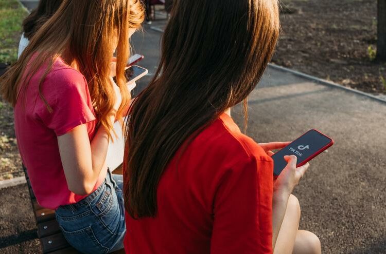 ¿Cómo afecta TikTok a la salud mental?