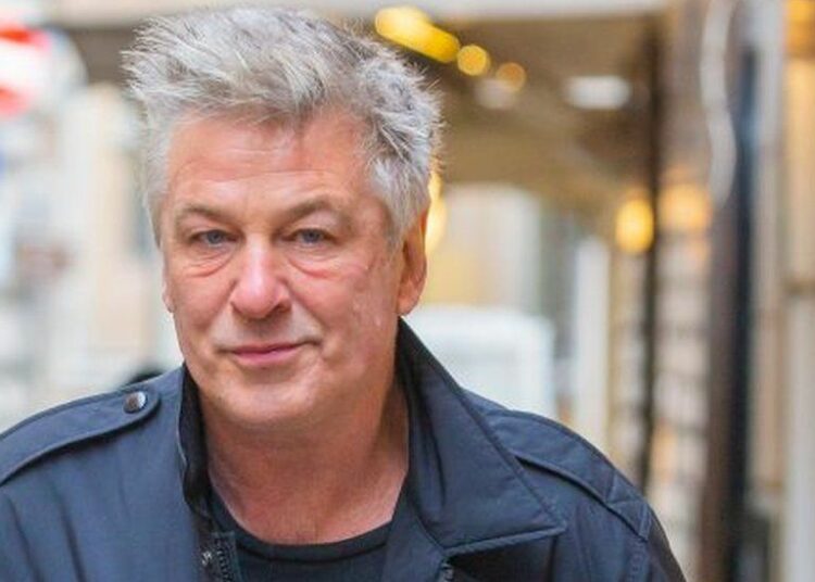 Autoridades abandonarán cargos contra Alec Baldwin