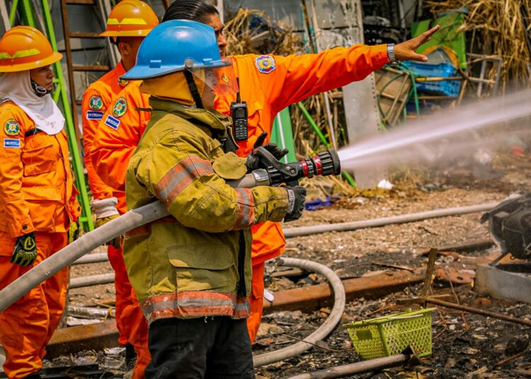 Autoridades cuentan con capacidad técnica y operativa para responder a incendios a escala nacional